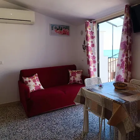 Vista Mare Апартаменты *